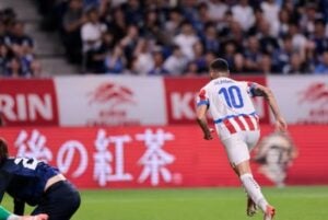 Bobadilla se destaca em Paraguai x Japão