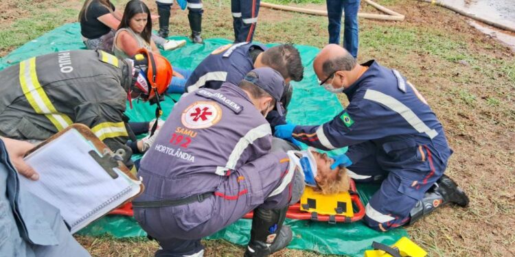 simulado de acidente com múltiplas vítimas
