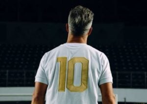 Diego Ribas analisa problemas no Santos