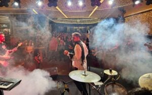 Shopping de Sumaré inicia novembro com show gratuito de cover do Legião Urbana