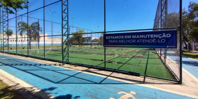 Campos de futebol society