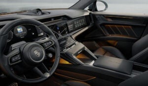 Porsche inicia pré-venda do Cayenne Electric e Turbo Electric no Brasil