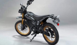 Royal Enfield apresenta a Flying Flea FF.S6 Scrambler no EICMA 2025