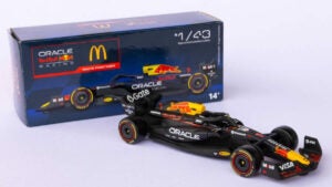 McDonald’s e Red Bull Racing lançam miniatura exclusiva do carro RB21 para o GP de São Paulo 2025