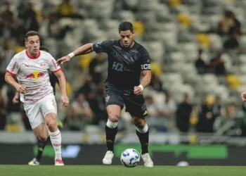 Bragantino x Atlético-MG: onde assistir, desfalques e escalações