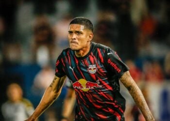 São Paulo perde posição com vitória do Bragantino