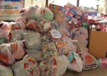 arrecadação de brinquedos