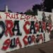 Casares é alvo de protestos com grafite em frente ao MorumBIS