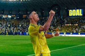 CR7 marca mais dois e se aproxima do gol 1000