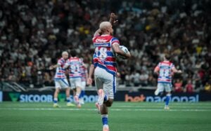 Deyverson ajuda São Paulo na busca pela Libertadores