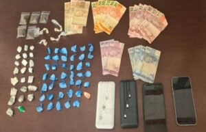 Adolescente é abordado com drogas em ponto conhecido de tráfico no Jardim São Bento