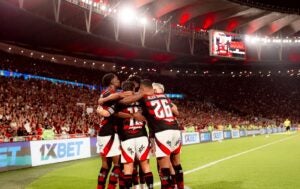 Jornalista flamenguista resolve “ajudar” o Flamengo