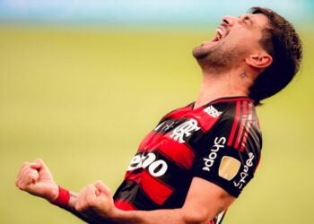 Com nova taça continental, Flamengo sobe no ranking e pressiona rivais por hegemonia internacional; Confira a lista