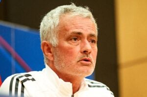 Mourinho tem dívida milionária revelada por jornal