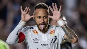 Neymar desembarca no Rio para enfrentar o Flamengo no Maracanã