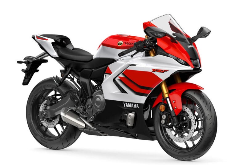 Yamaha R7 2026