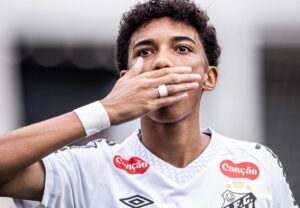 Santos: Robinho Jr cai nas graças de Vojvoda