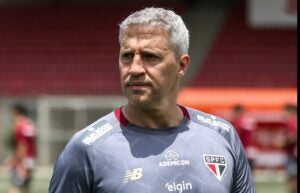 São Paulo confirma tratamento com canetas e se defende