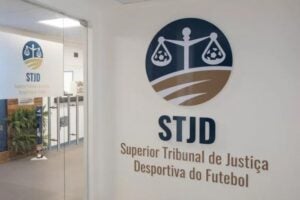 STJD denuncia 3 do Corinthians
