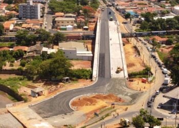 viaduto da Vila Real