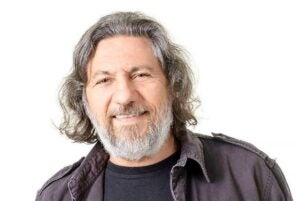 Hortolândia recebe show de Fauzi Beydoun, vocalista do Tribo de Jah