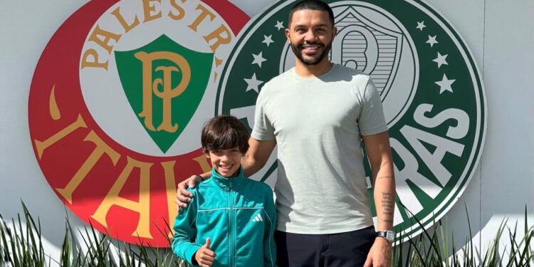 Palmeiras vence São Paulo na concorrência por promessa de 9 anos