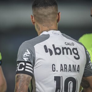 Fluminense e Arana se acertam para a próxima temporada