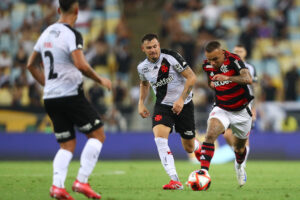 Prefeito do Rio determina ponto facultativo por conta das finais de campeonato de Flamengo e Vasco