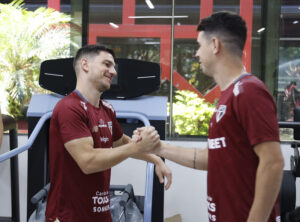 Oscar cobra R$ 9 milhões em luvas ao São Paulo