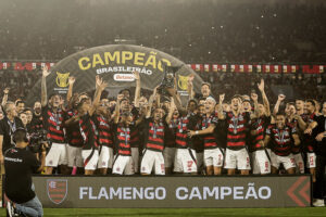 Flamengo se mostra incomodado com especulações no mercado