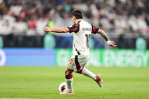 São Paulo x Flamengo: Trio poupado vai para jogo no Morumbi