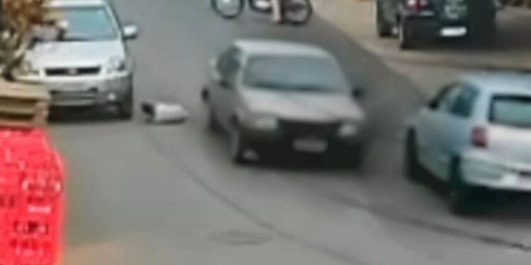 Menina de 7 anos é atropelada em Hortolândia; motorista foge sem prestar socorro