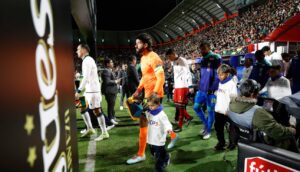 Alisson pode se tornar o 2º maior goleiro da história da Seleção em ranking