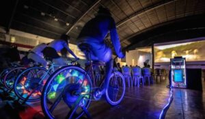 Bike Cine acontece hoje (05) com sessão gratuita de cinema