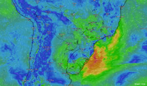 Ciclone extratropical provoca temporais, ventos acima de 120 km/h e alerta máximo no Sul e Sudeste do Brasil
