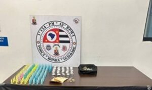 Dois menores de idade são detidos por tráfico de drogas em Sumaré