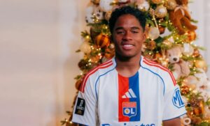 Endrick é premiado na França