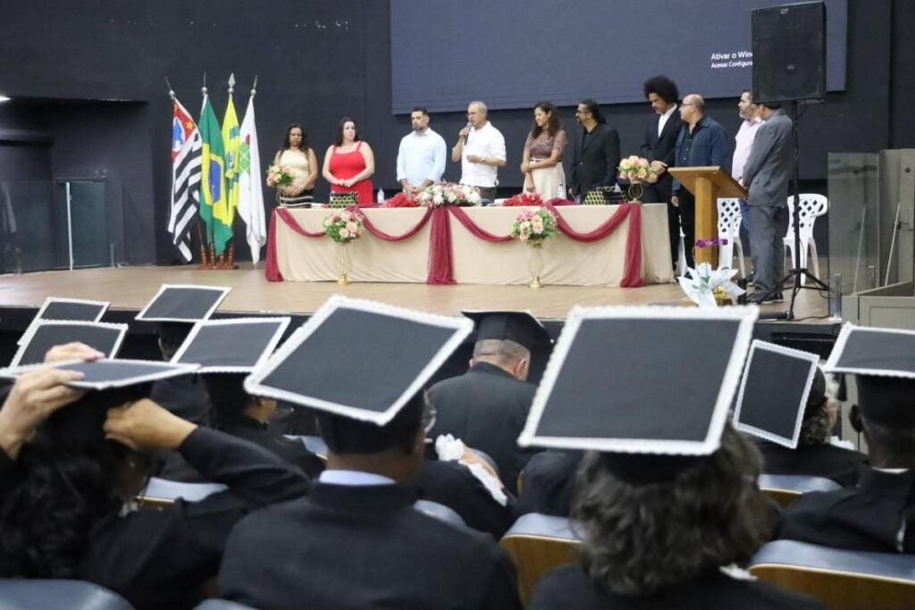 formatura de cursos profissionalizantes