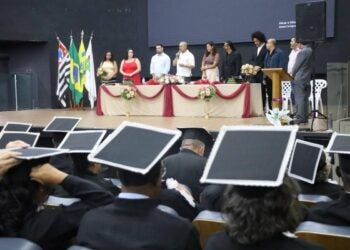 formatura de cursos profissionalizantes