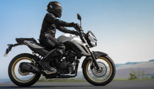 Yamaha Fazer FZ25 Connected chega ao mercado com mais tecnologia, design renovado e 4 anos de garantia