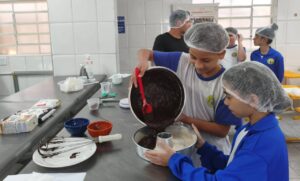 Hortolândia oferece oficinas gratuitas de alimentação saudável nas férias para crianças e jovens