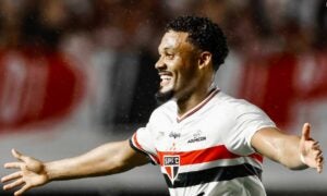 São Paulo passa por cima do Inter com tranquilidade