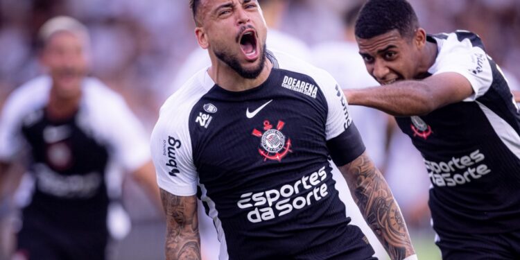 Corinthians- Maycon