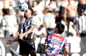 São Paulo bate o martelo por lateral do Botafogo