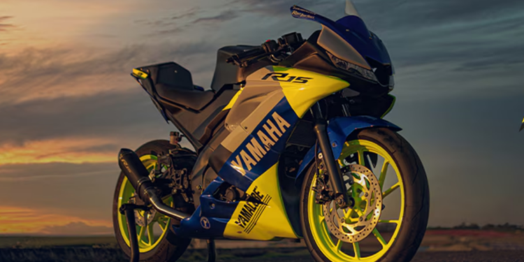 Yamaha R15