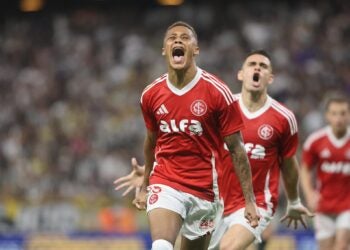 Santos Internacional Vitinho