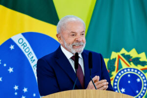Lula acredita em hexa mas dispara: “Seleção atual não tem nenhum ídolo”
