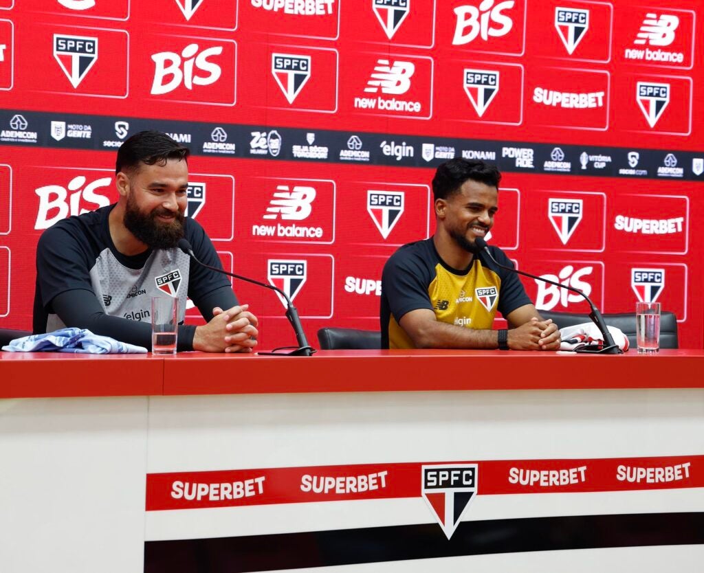 São Paulo - Danielzinho e Carlos Coronel