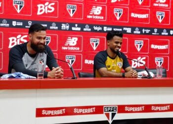 São Paulo - Danielzinho e Carlos Coronel