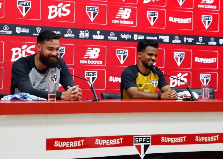 São Paulo - Danielzinho e Carlos Coronel